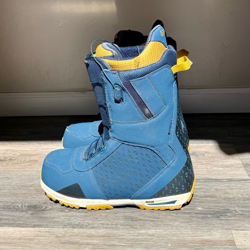 Burton Imperial Men's Blue and Yellow Snowboard Boots Size 11